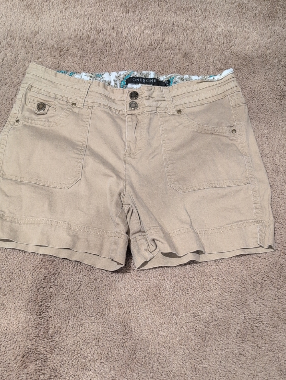 ONE 5 ONE Women's Khaki Cargo Shorts